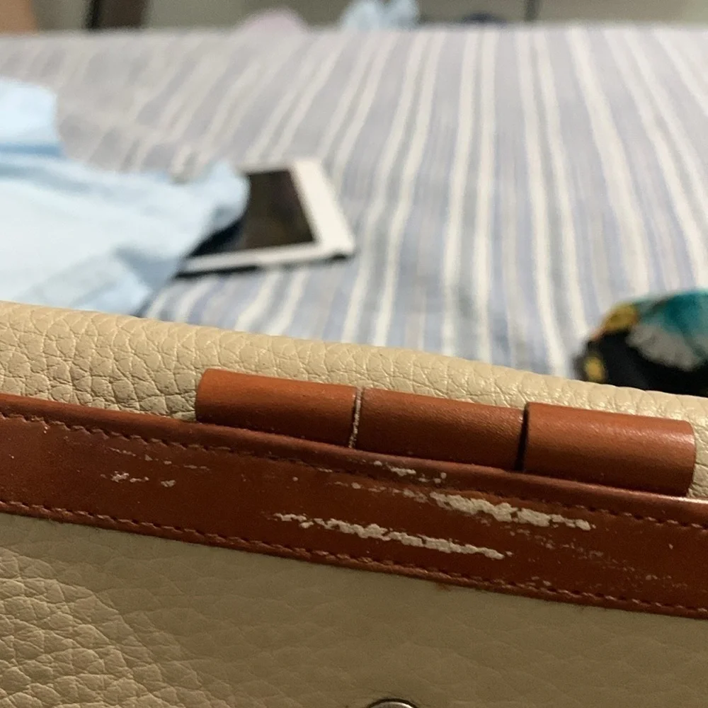 Vintage Dooney and Bourke fold wallet